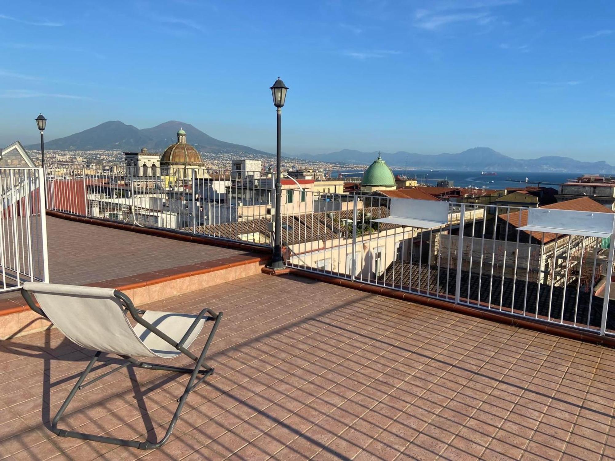 La Casa Sui Tetti Bed & Breakfast Napoli Eksteriør bilde